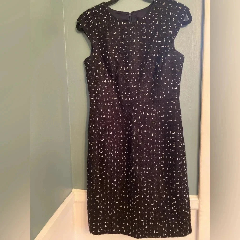 J. Crew women’s tweed dress - size 4 - black/white - cap sleeve -great condition
